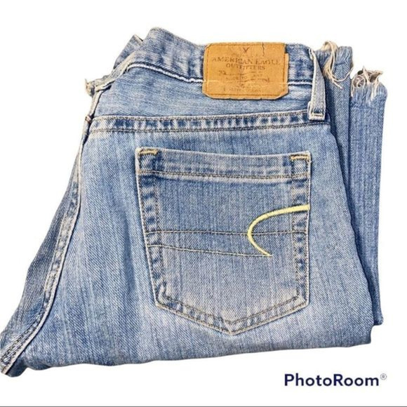 American Eagle Outfitters Denim - American Eagle hipster raw frayed hem‎ jeans